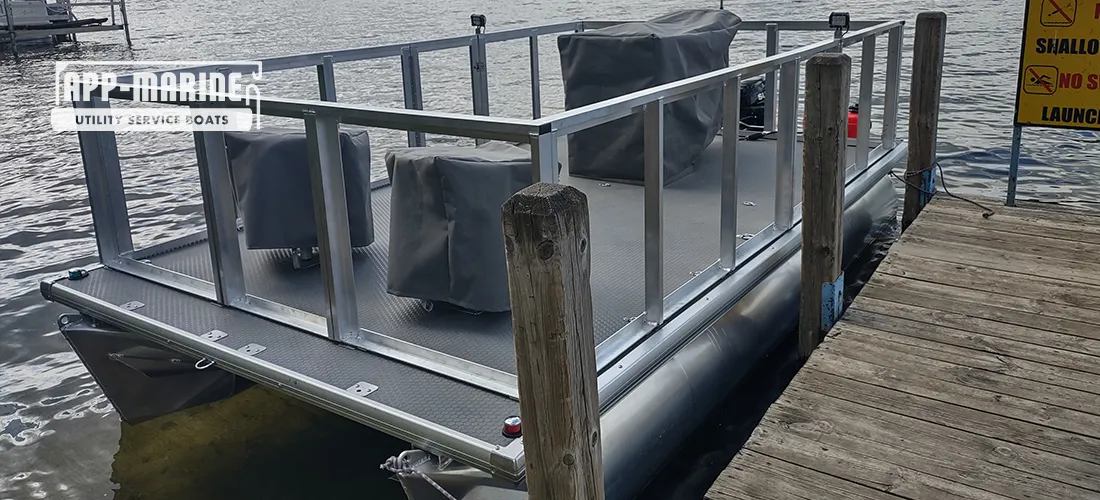 UTL-14R&trade; Commercial Pontoon Boat
