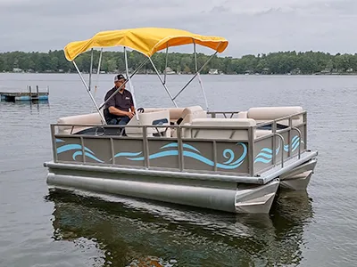 APM-14 Pontoon Boat