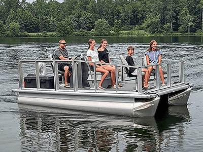UTL-14R&trade; Sport Pontoon Boat