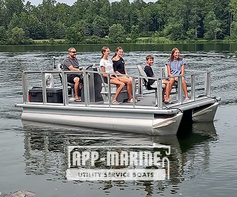 UTL-14R&trade; Sport Pontoon Boat