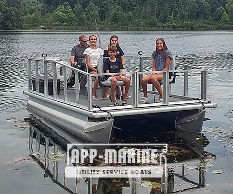 UTL-14R™ Sport Pontoon Boat