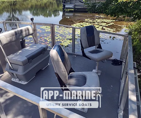 UTL-14R&trade; Sport Pontoon Boat