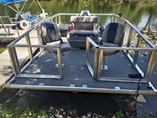 UTL-14R&trade; Sport Pontoon Boat